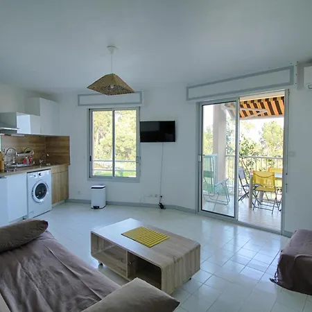 Appartement Beau Studio Plage De Marinella - St Coralia *